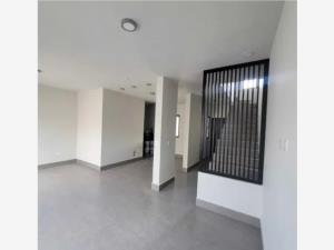 Casa en venta en Residencial Roble Sector Seis, San Nicolás de los Garza — foto 3 de 9