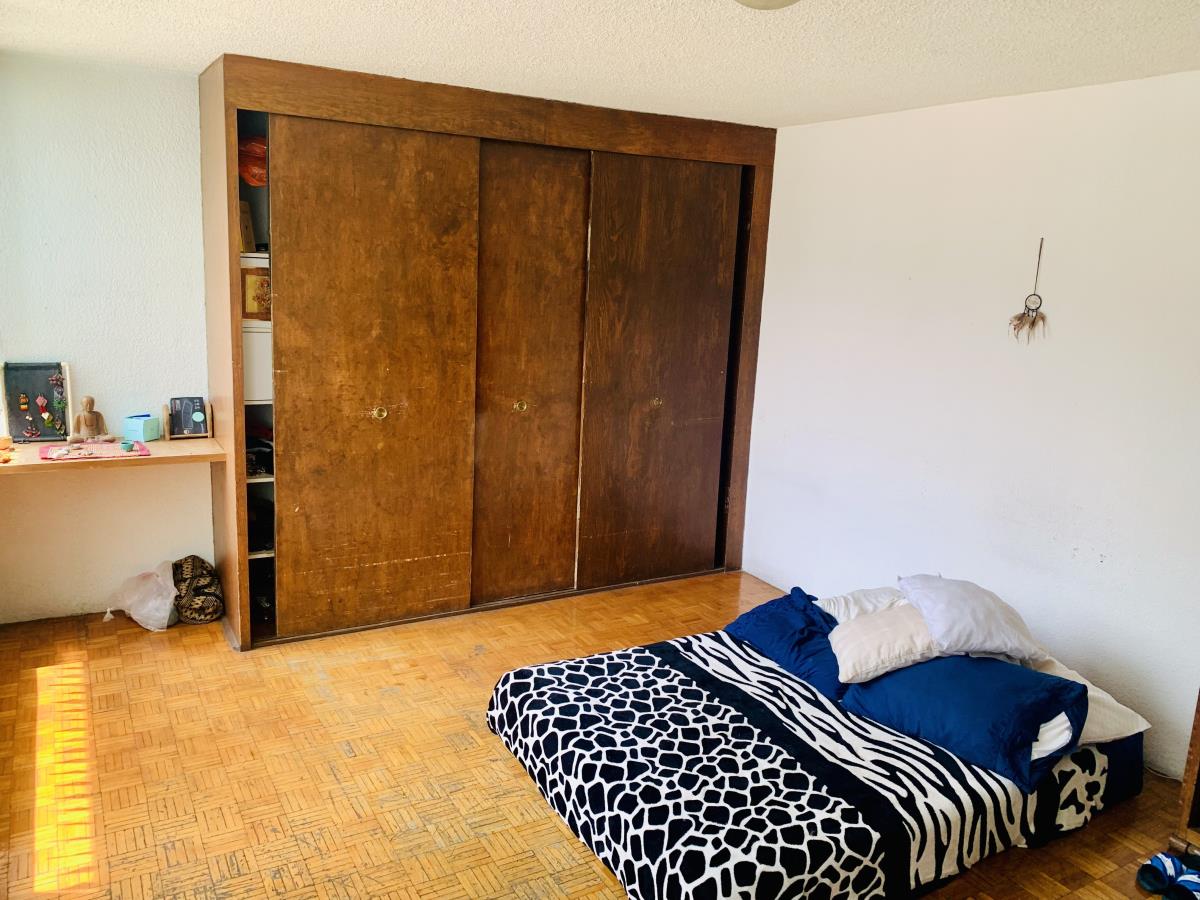 Casa en venta en Del Carmen, Coyoacán — foto 1 de 39