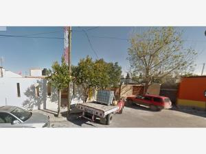 Casa en venta en Valle Dorado, Saltillo — foto 3 de 14