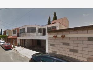 Casa en venta en Zona de Oro, Celaya — foto 2 de 4
