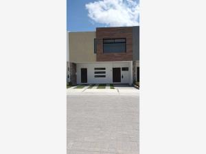Casa en Cañadas del Arroyo, Corregidora, Querétaro