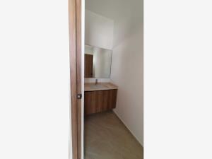 Casa en venta en Cañadas del Arroyo, Corregidora — foto 3 de 17