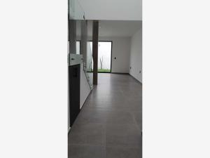 Casa en venta en Cañadas del Arroyo, Corregidora — foto 2 de 19