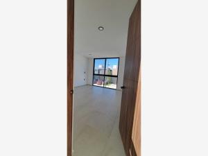 Casa en venta en Cañadas del Arroyo, Corregidora — foto 3 de 18