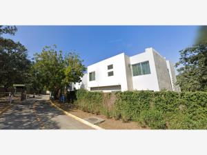 Casa en venta en Los Encinos Residencial, Altamira — foto 3 de 16