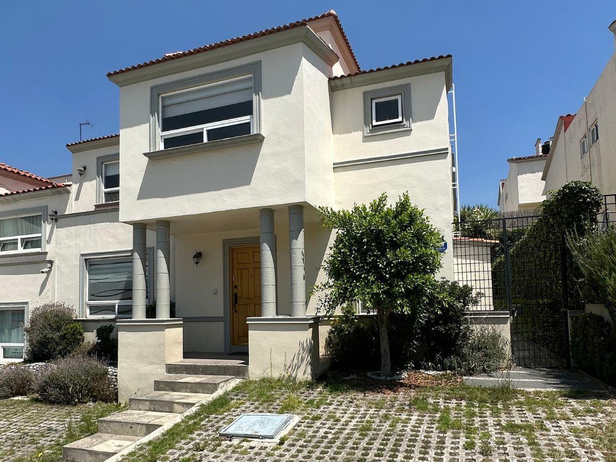 Casa en venta en Bosque Esmeralda, Atizapán de Zaragoza — foto 1 de 14