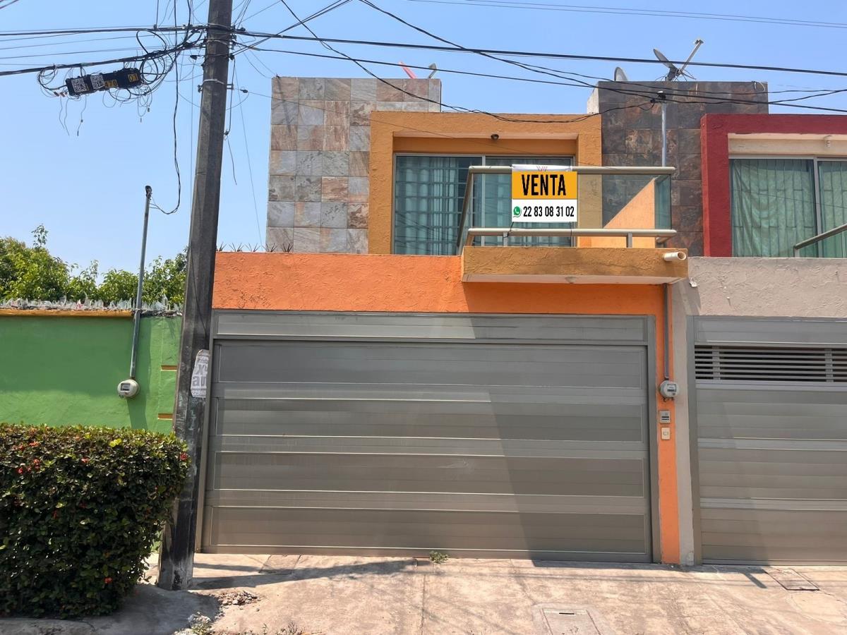 Casa en venta en Ejido Primero de Mayo Sur, Boca del Río — foto 1 de 24
