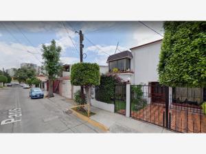 Casa en venta en Valle Dorado, Tlalnepantla de Baz — foto 2 de 10