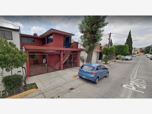 Casa en remate en Valle Dorado, Tlalnepantla de Baz, México