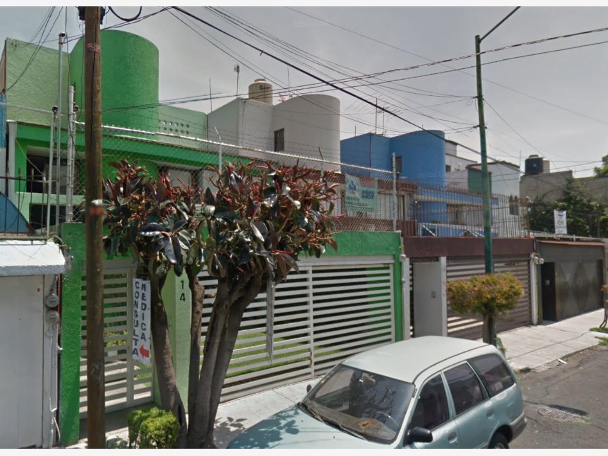 Casa en venta en Prado Coapa 2A Sección, Tlalpan — foto 1 de 10