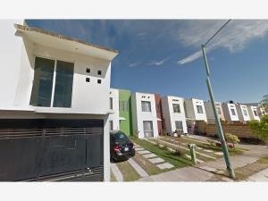 Casa en venta en Peña Blanca, Morelia — foto 3 de 9