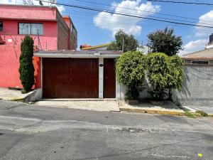Casa en Lomas Hidalgo, Tlalpan, Ciudad de México