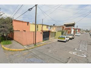 Casa en venta en San Francisco Coaxusco, Metepec — foto 2 de 10