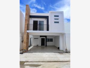 Casa en renta en Ampliación Senderos, Torreón, Coahuila de Zaragoza