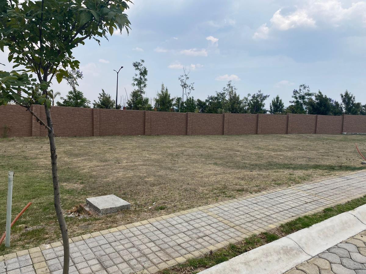Terreno en venta en Lomas de Angelópolis, San Andrés Cholula — foto 1 de 4