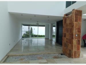 Casa en renta en Lomas de Angelópolis, San Andrés Cholula — foto 3 de 23