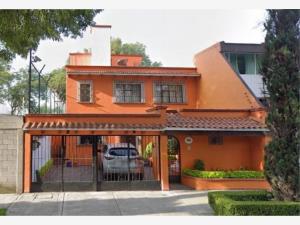 Casa en Paseos de Taxqueña, Coyoacán, Ciudad de México