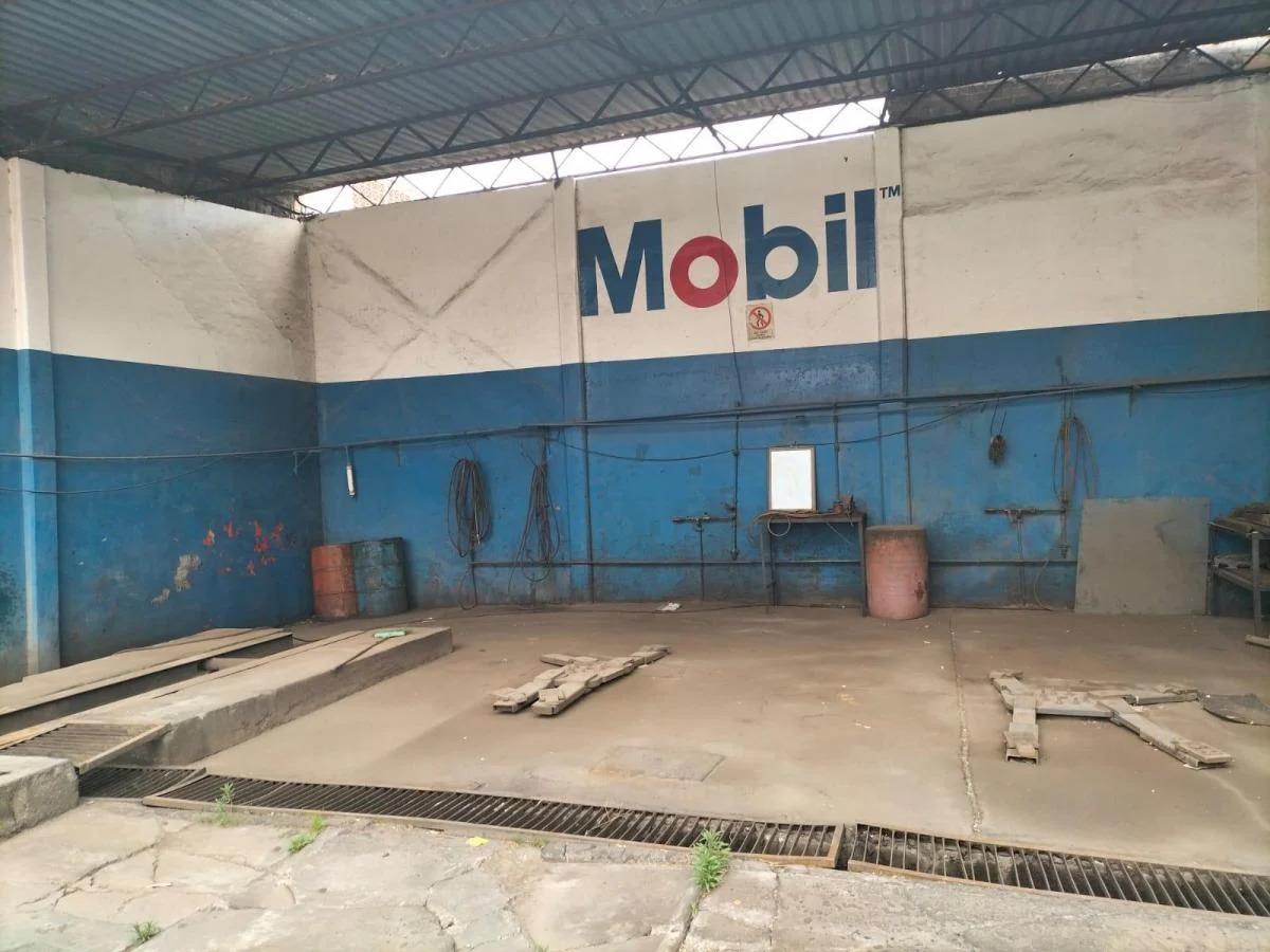 Local en venta en Valle de Aragón 3ra Sección Oriente, Ecatepec de Morelos — foto 1 de 48