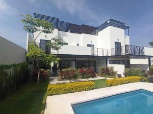 Casa en Real Santa Fe, Xochitepec, Morelos