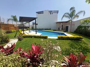Casa en venta en Real Santa Fe, Xochitepec — foto 2 de 14