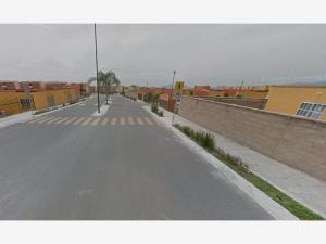 Casa en venta en Conjunto Habitacional Campo Verde, Temixco — foto 2 de 9