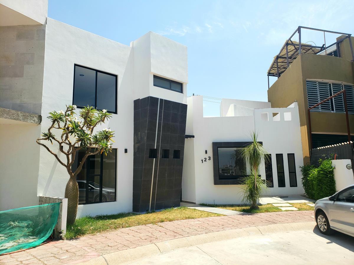 Casa en venta en Residencial Santa Fe, León — foto 1 de 13