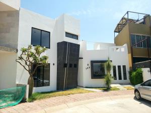 Casa en venta en Residencial Santa Fe, León, Guanajuato