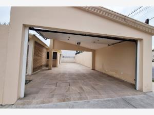 Casa en venta en Residencial San Patricio, Saltillo — foto 3 de 22