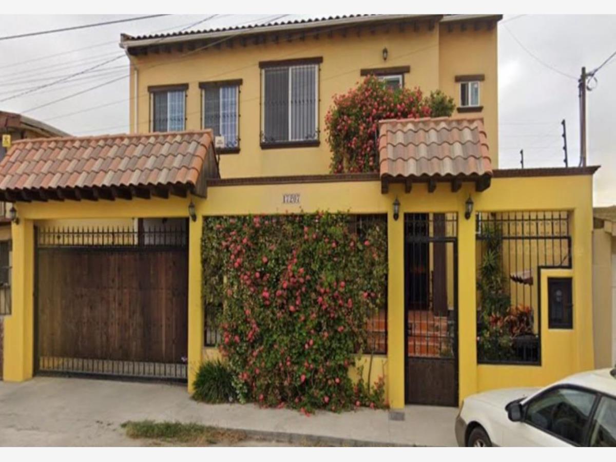 Casa en venta en Otay Constituyentes, Tijuana — foto 1 de 7