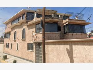 Casa en venta en Unidad Victoria, Toluca — foto 3 de 22