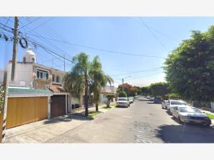 Casa en venta en Arboledas 1a Secc, Zapopan — foto 2 de 10