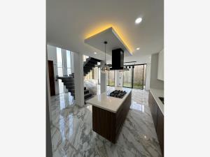 Casa en venta en Valle Imperial, Zapopan — foto 2 de 9