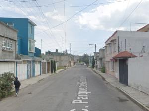 Casa en venta en Parques Nacionales, Toluca — foto 3 de 7