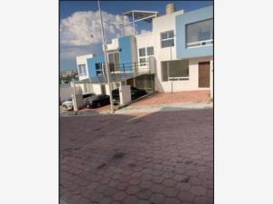 Casa en venta en Los Olvera, Corregidora — foto 2 de 24