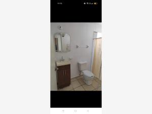 Casa en renta en Los Olivos Residencial, Celaya — foto 3 de 8
