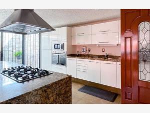 Casa en venta en Ciudad Satelite, Naucalpan de Juárez — foto 3 de 10