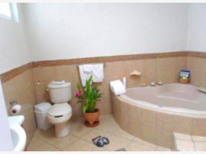 Casa en venta en Ciudad Satelite, Naucalpan de Juárez — foto 2 de 11