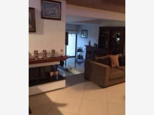 Casa en venta en Paseos del Bosque, Naucalpan de Juárez — foto 3 de 10