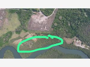 Terreno en venta en Mandinga y Matoza, Alvarado — foto 2 de 26