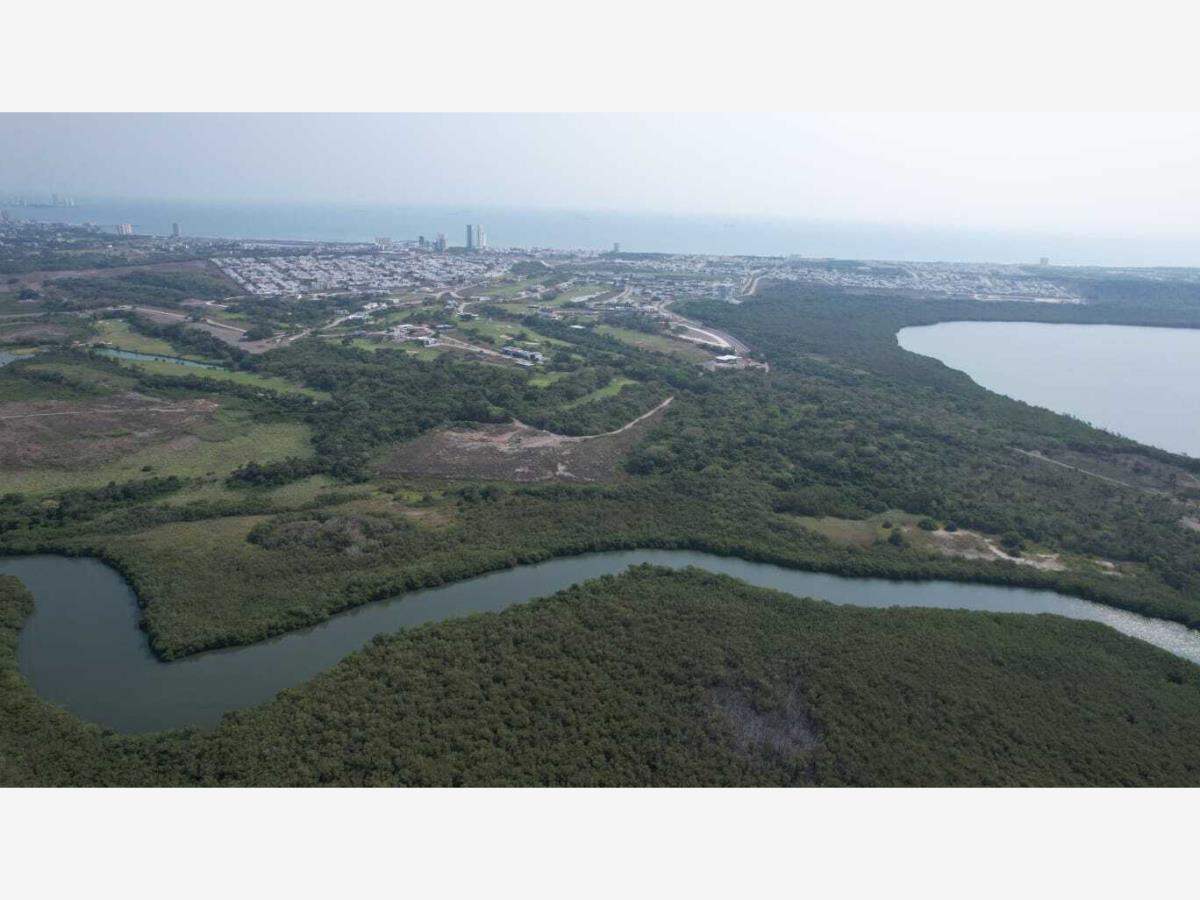Terreno en venta en Mandinga y Matoza, Alvarado — foto 1 de 26