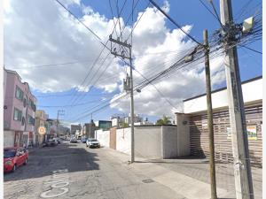 Casa en venta en San Lorenzo Tepaltitlán Centro, Toluca — foto 2 de 11