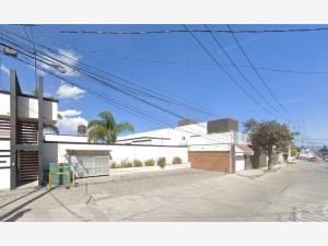 Casa en venta en San Lorenzo Tepaltitlán Centro, Toluca — foto 3 de 11