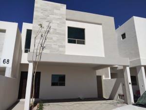 Casa en venta en Quintas del Palmar, Torreón, Coahuila de Zaragoza Casa en venta en Quintas del Palmar, Torreón, Coahuila de Zaragoza