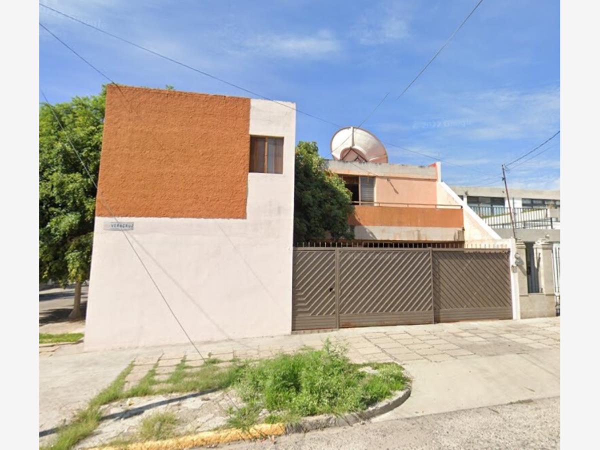 Casa en venta en Arbide, León — foto 1 de 4