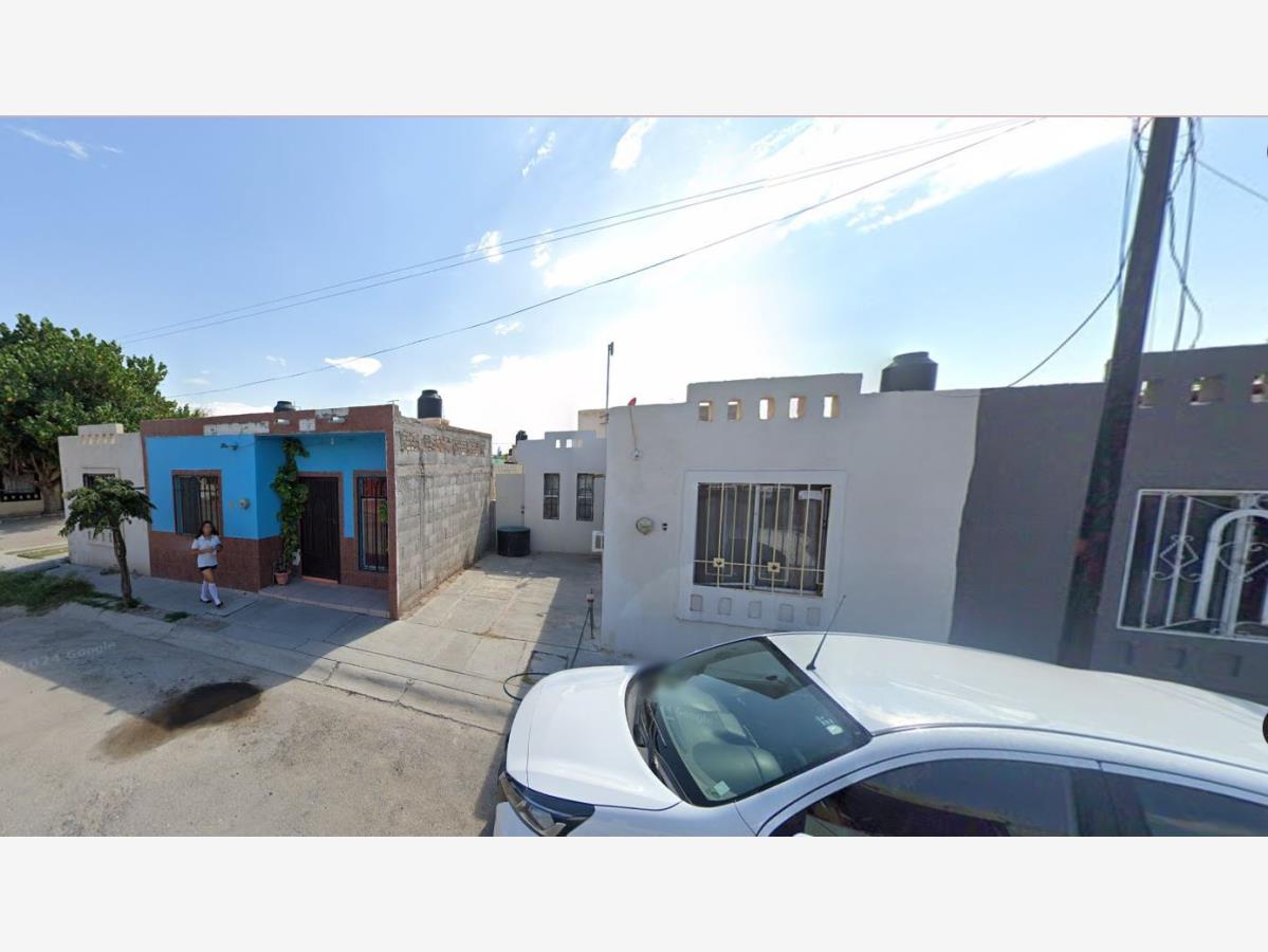 Casa en Remate en Las Huertas, Gómez Palacio, Durango