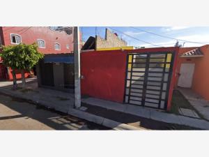 Casa en venta en Hacienda Santa Fe, Tlajomulco de Zúñiga — foto 2 de 6
