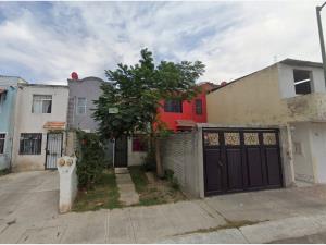 Casa en Los Fresnos, Tlajomulco de Zúñiga, Jalisco