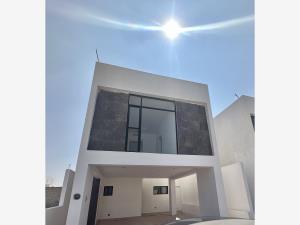 Casa en venta en Los Viñedos, Torreón — foto 2 de 32