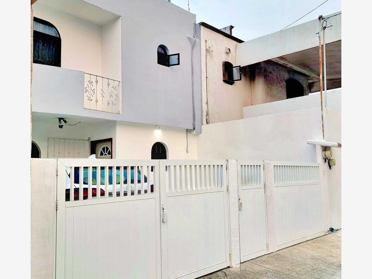 Casa en venta en Venustiano Carranza, Boca del Río — foto 1 de 11
