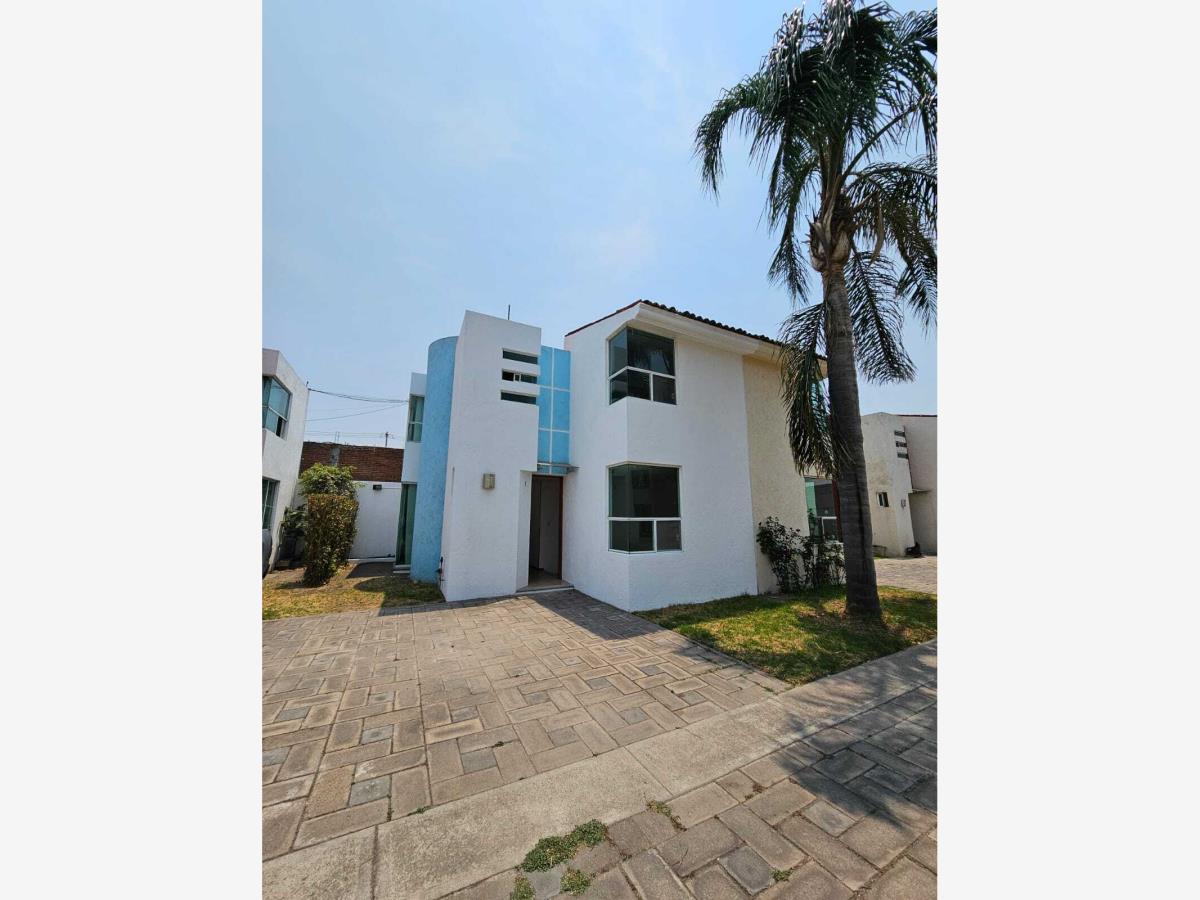 Casa en venta en Cholula de Rivadabia Centro, San Pedro Cholula — foto 1 de 15
